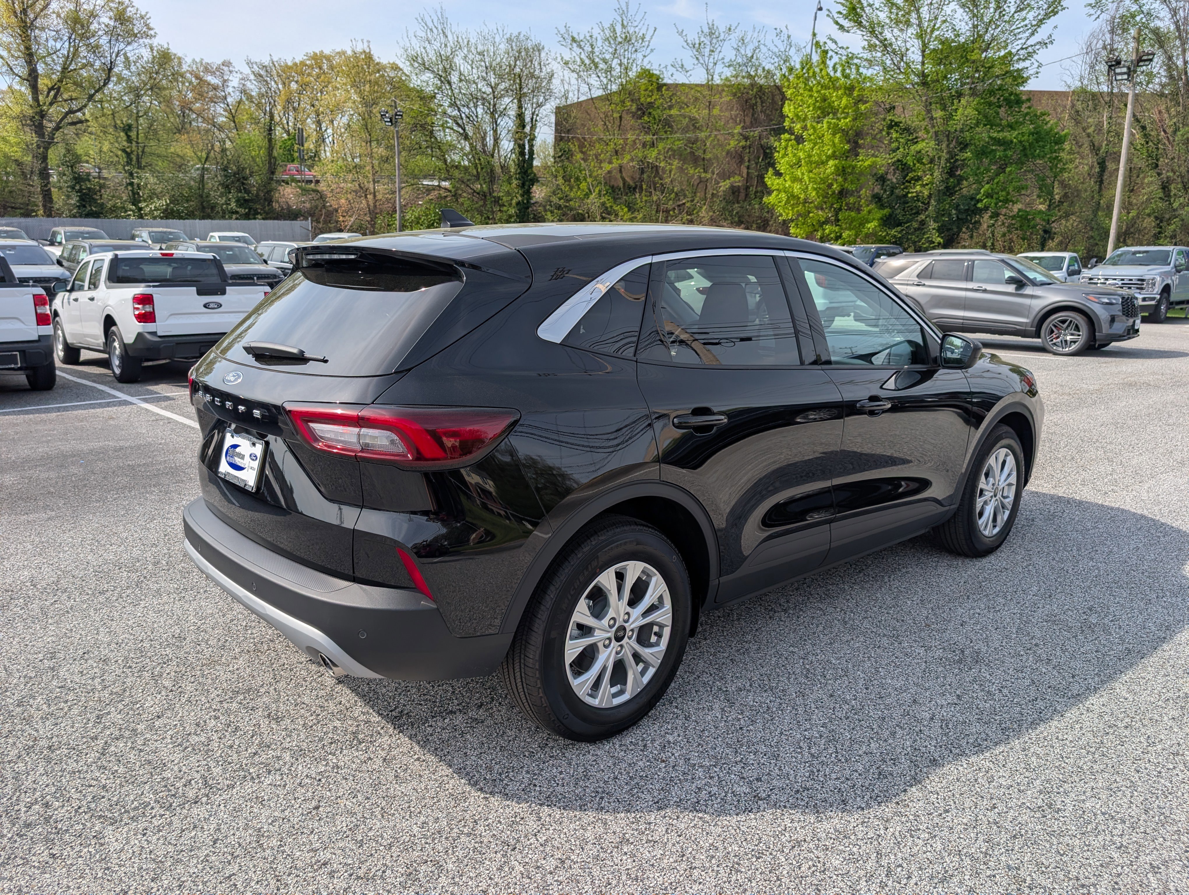 Certified 2024 Ford Escape Active w/ Cold Weather Package image 4