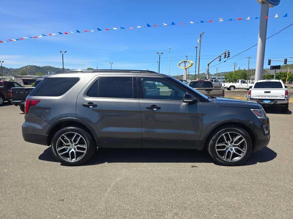 Certified 2017 Ford Explorer Sport w/ Equipment Group 401A AWD/4WD image 6