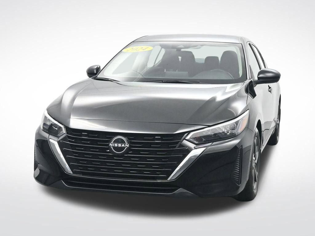 Used 2024 Nissan Sentra SV FWD image 2