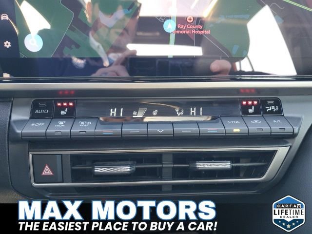 Used 2025 Toyota Camry XSE image 23