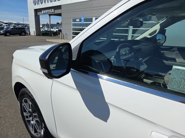 Certified 2025 Ford Expedition Active image 10