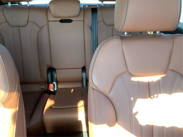 Used 2024 Audi Q5 2.0T Premium w/ Convenience Package image 16