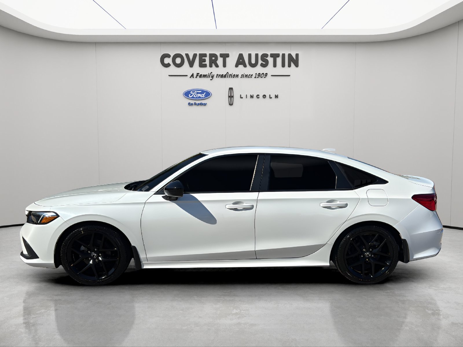 Used 2023 Honda Civic Sport image 2