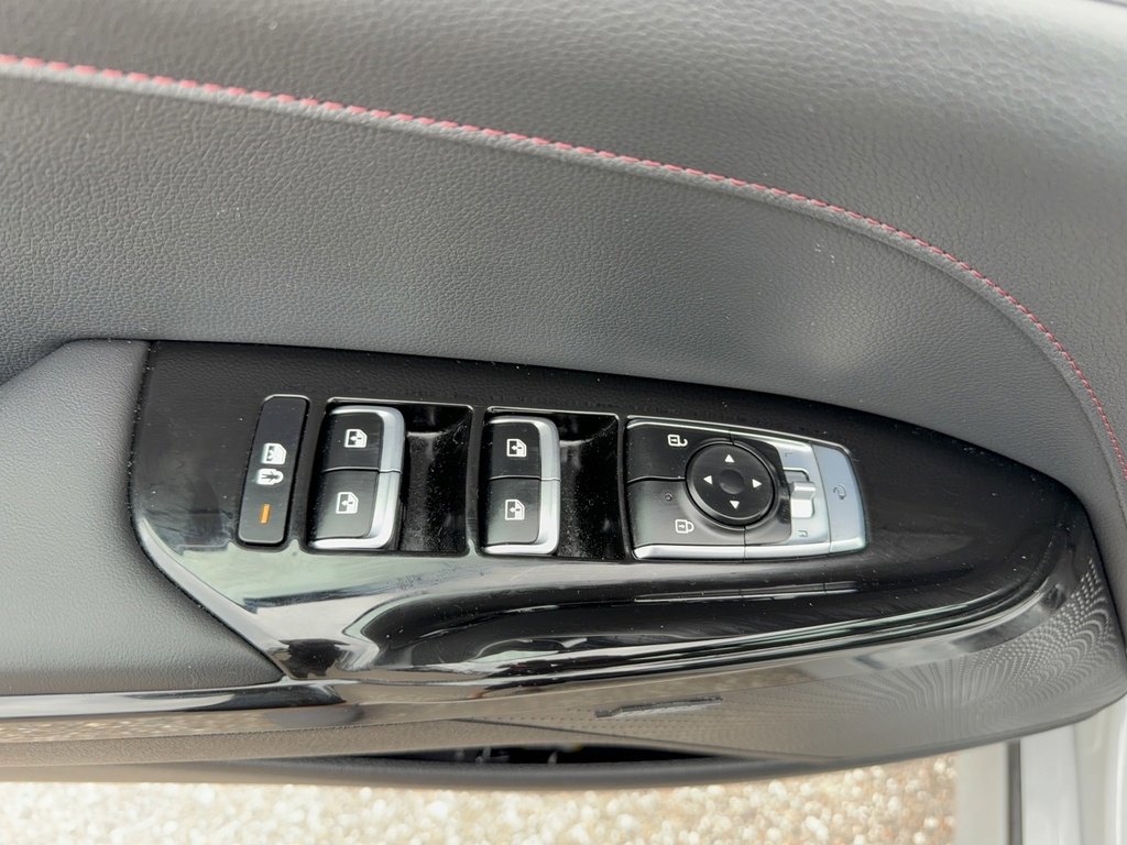 Used 2024 Kia K5 GT w/ GT1 Package image 10