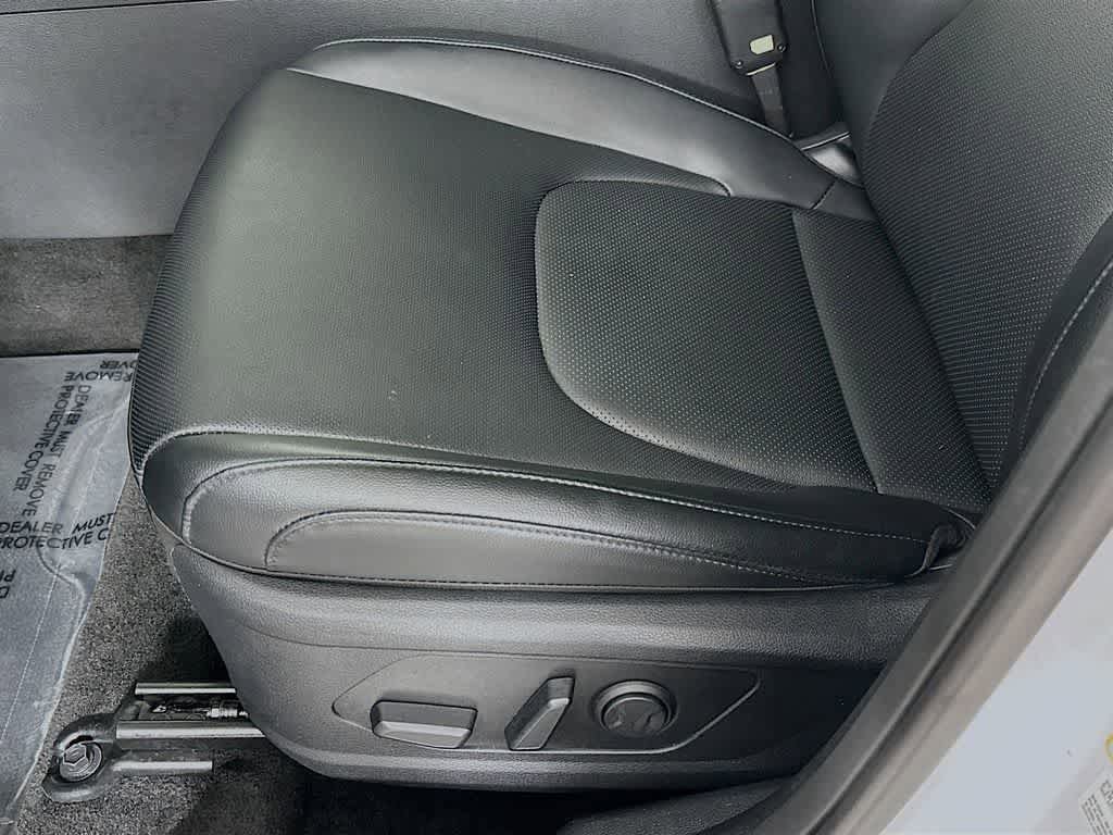 Used 2024 Kia Sportage EX FWD image 31