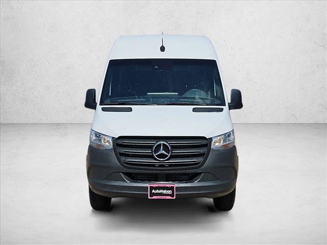 Used 2023 Mercedes-Benz Sprinter 1500 image 2