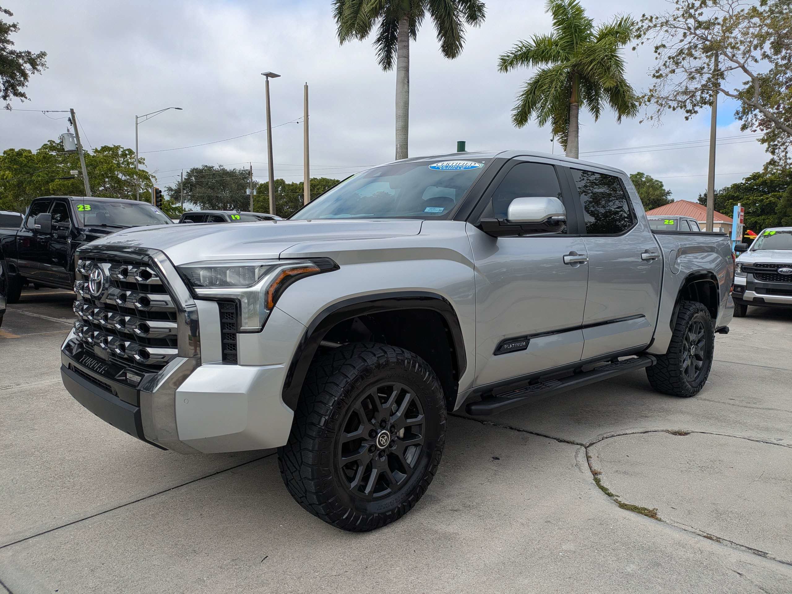 Used 2024 Toyota Tundra Platinum AWD/4WD image 7