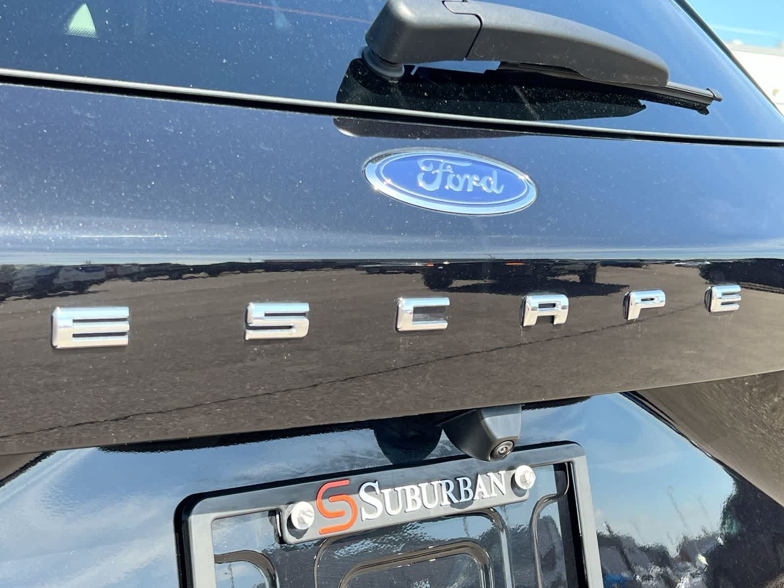 Certified 2023 Ford Escape ST-Line Elite AWD/4WD image 12