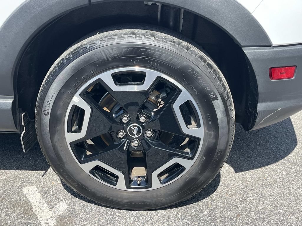 Certified 2024 Ford Bronco Sport Outer Banks w/ Tech Package AWD/4WD image 17