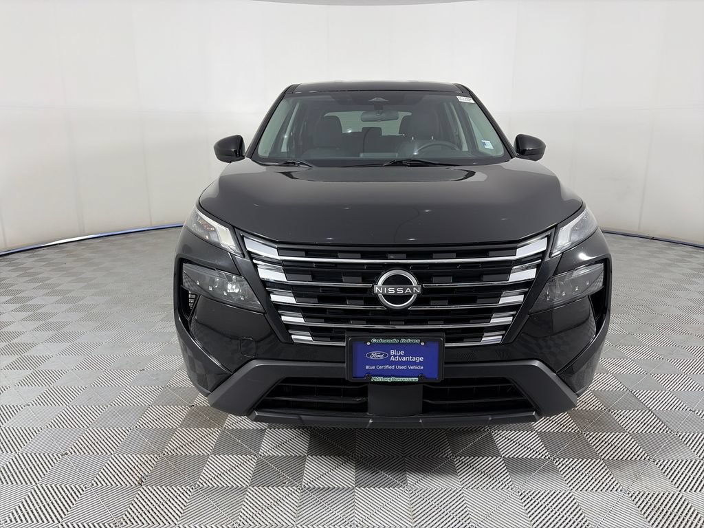 Used 2024 Nissan Rogue SV AWD/4WD image 2
