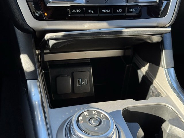 Certified 2022 Ford Explorer XLT w/ Equipment Group 202A image 20