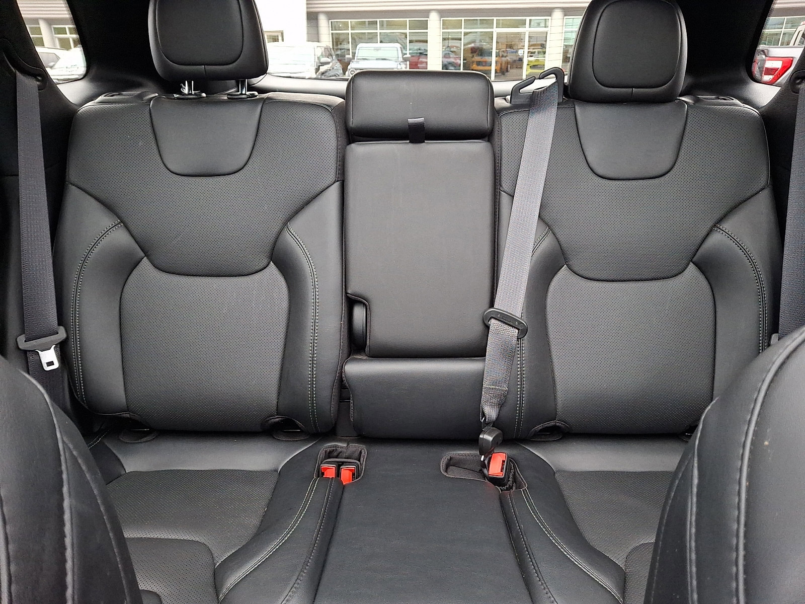 Used 2023 Jeep Cherokee Altitude Lux w/ Lux Elite Package image 17