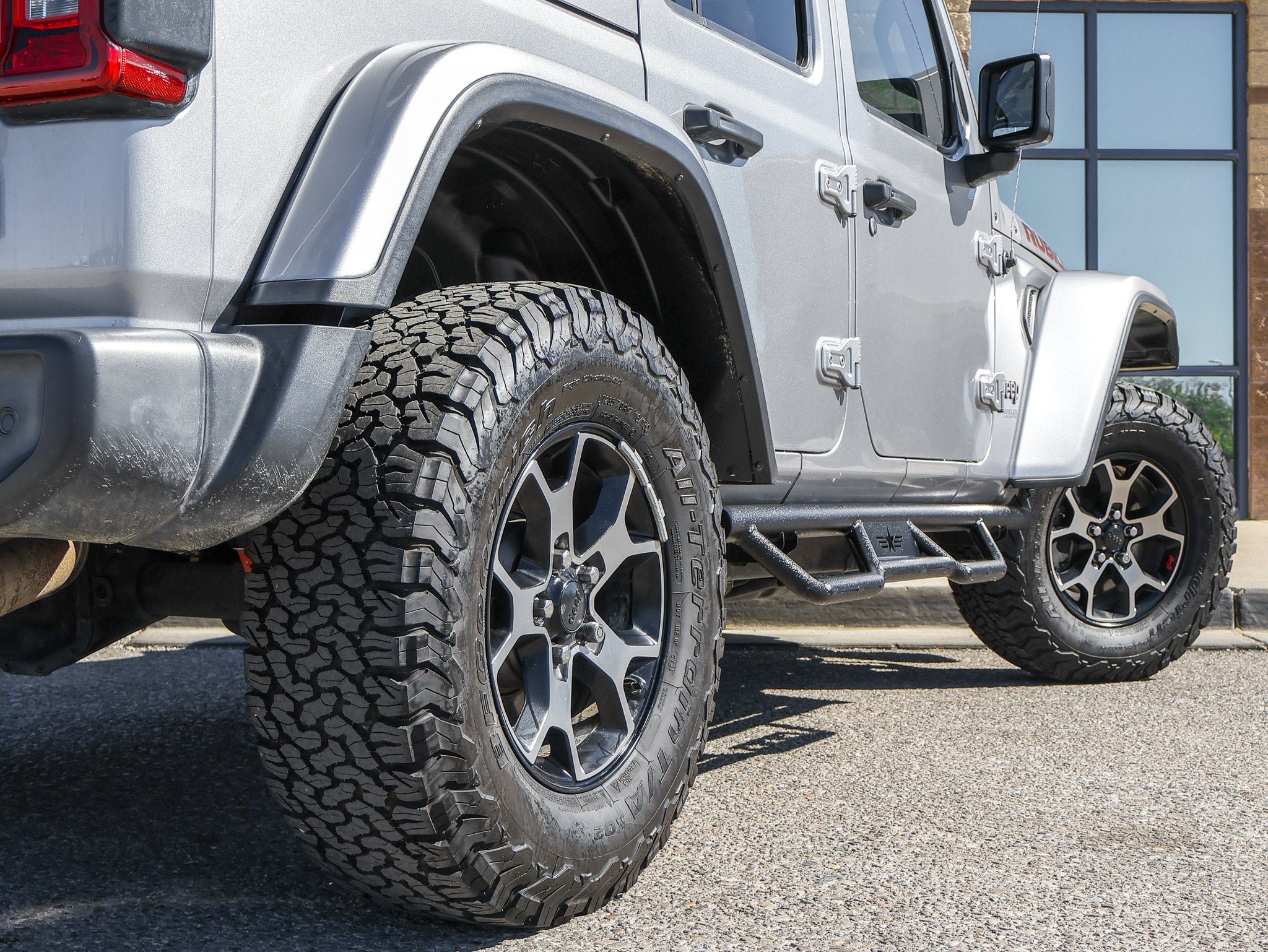 Used 2018 Jeep Wrangler Unlimited Rubicon w/ Safety Group AWD/4WD image 11