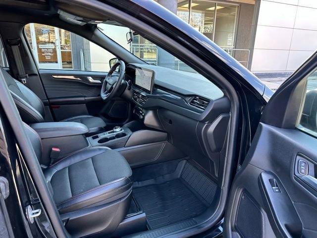 Certified 2023 Ford Escape ST-Line w/ Tech Pack #1 image 61