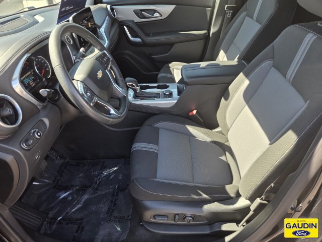 Used 2025 Chevrolet Blazer LT FWD image 11