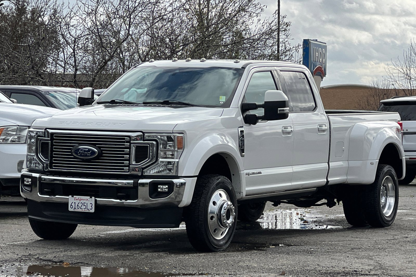 Certified 2022 Ford F450 Lariat w/ Lariat Ultimate Package image 8