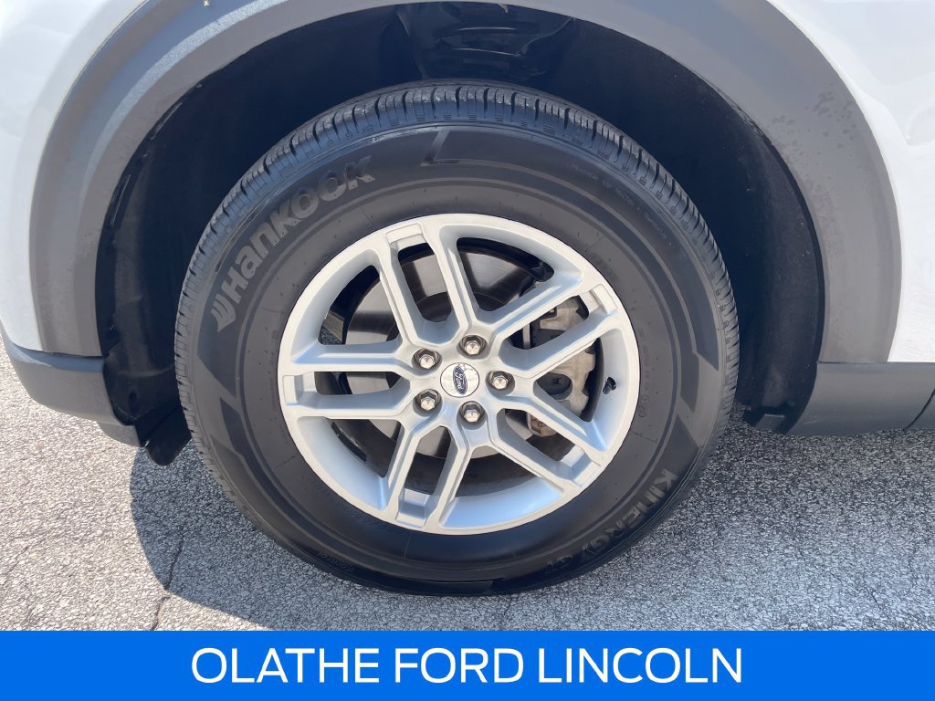 Certified 2025 Ford Explorer Active AWD/4WD image 28