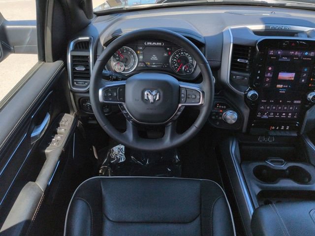 Used 2025 RAM 1500 Laramie w/ Sport Appearance Package AWD/4WD image 16