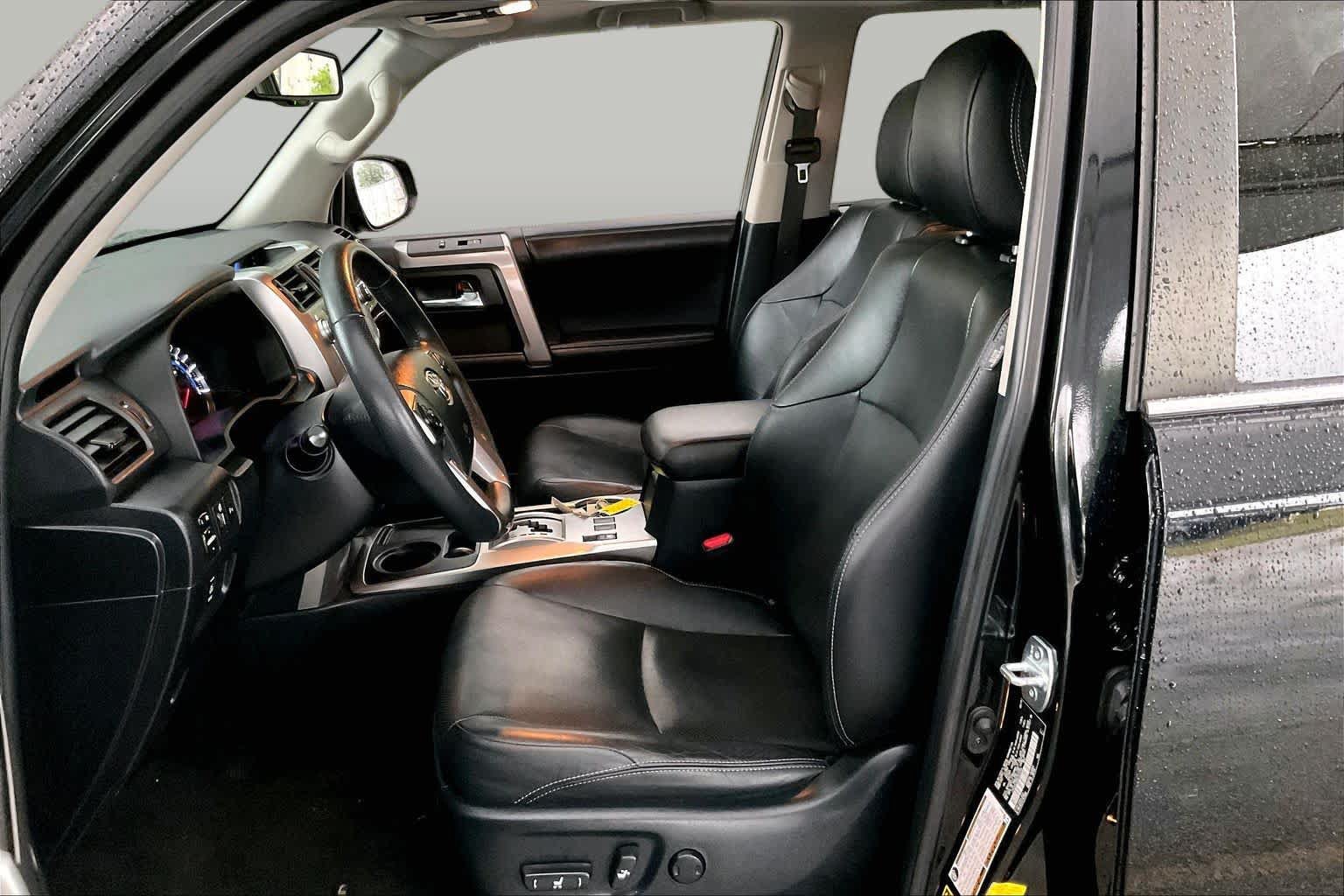 Used 2019 Toyota 4Runner Limited RWD image 8