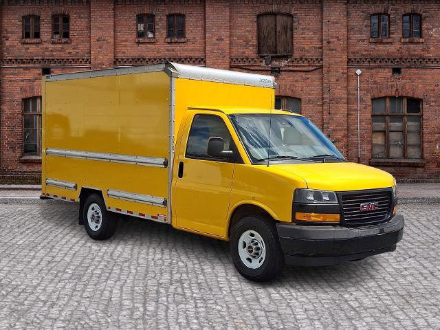 Used 2021 GMC Savana 3500 w/ Power Convenience Package RWD image 3