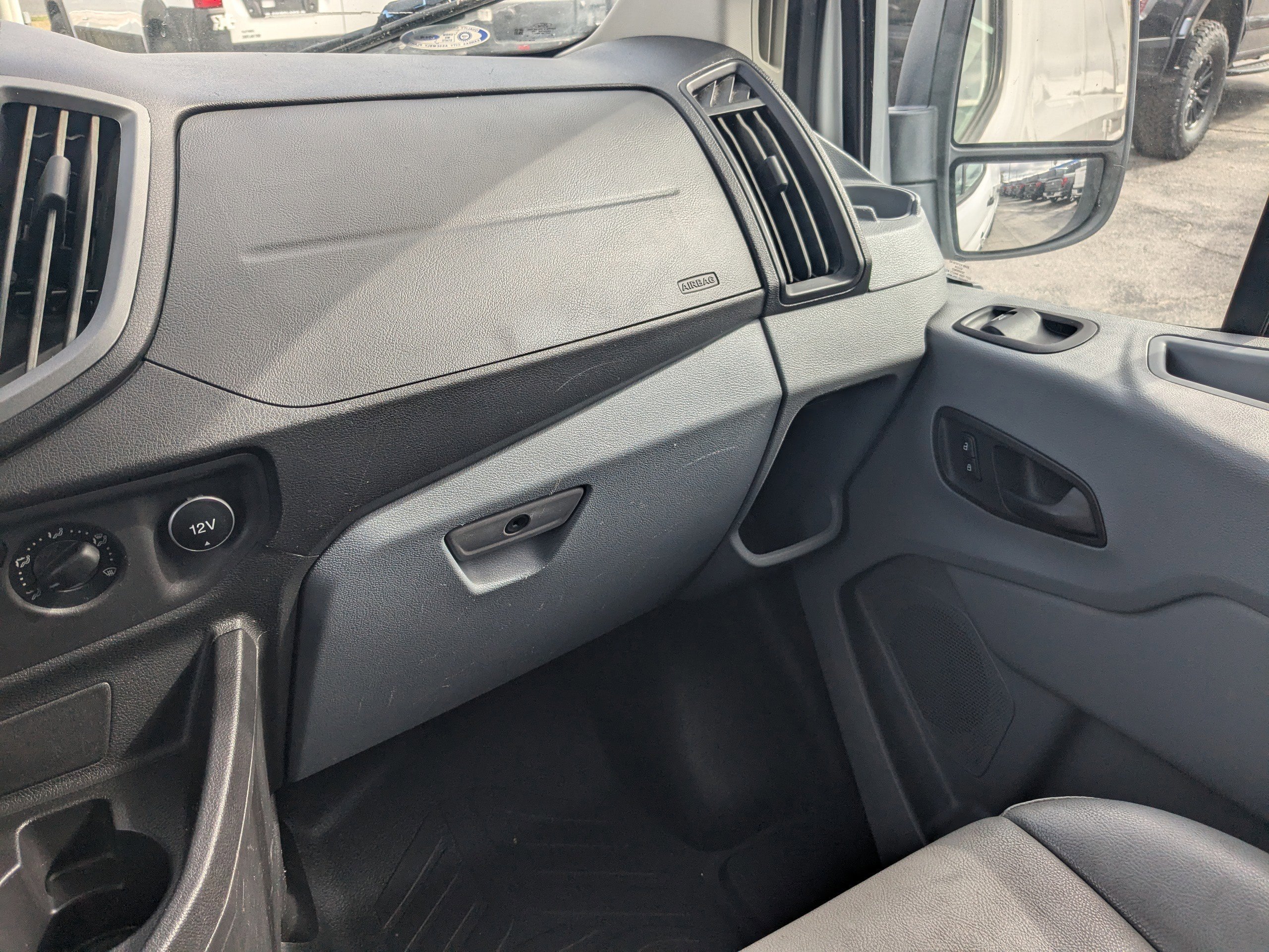 Certified 2018 Ford Transit 350 148 Low Roof image 15