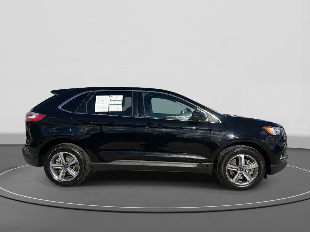 Certified 2022 Ford Edge SEL w/ Convenience Package AWD/4WD image 4