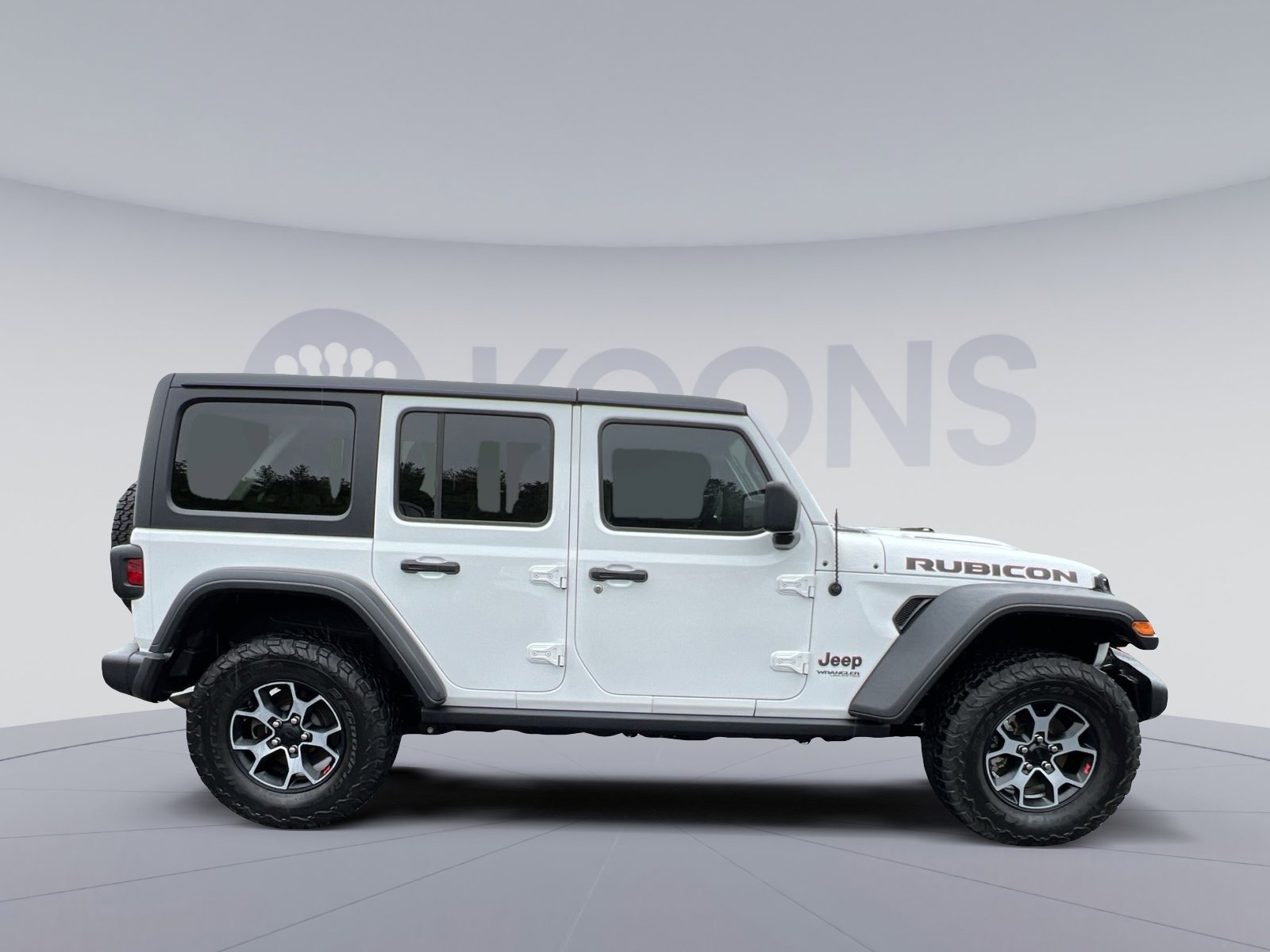 Used 2021 Jeep Wrangler Unlimited Rubicon w/ Cold Weather Group AWD/4WD image 12