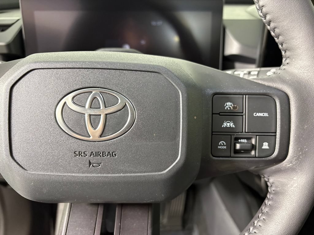Used 2026 Toyota RAV4 XSE w/ Panoramic Sun Roof Package AWD/4WD image 22