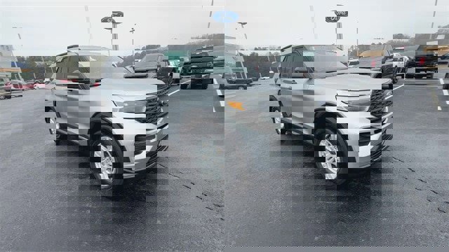 Certified 2023 Ford Explorer XLT image 9