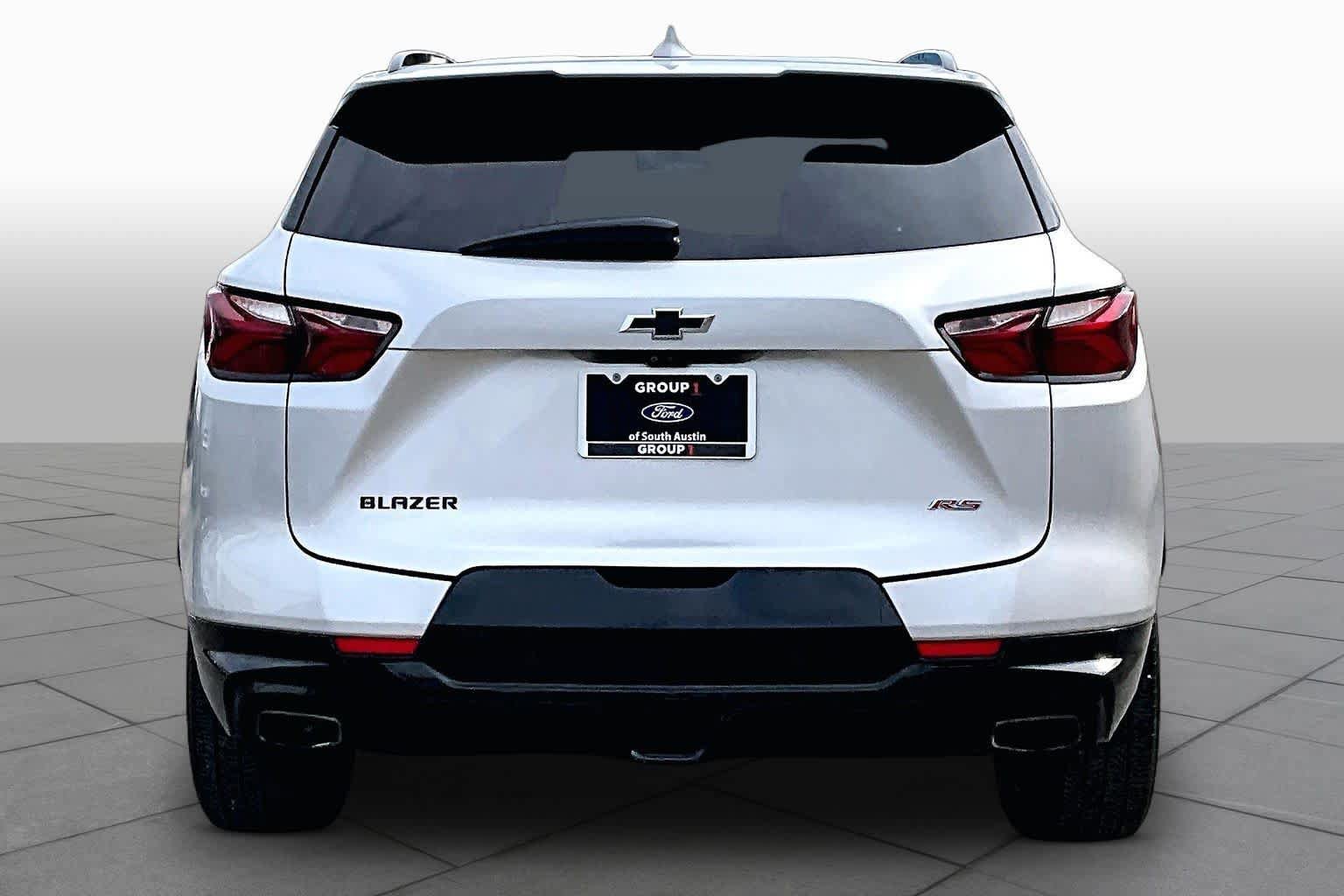 Used 2022 Chevrolet Blazer RS w/ Driver Confidence II Package FWD image 5