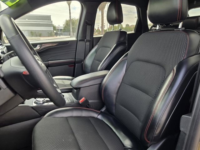 Certified 2025 Ford Escape ST-Line FWD image 20