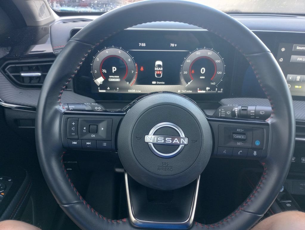 Used 2025 Nissan Kicks SR FWD image 22
