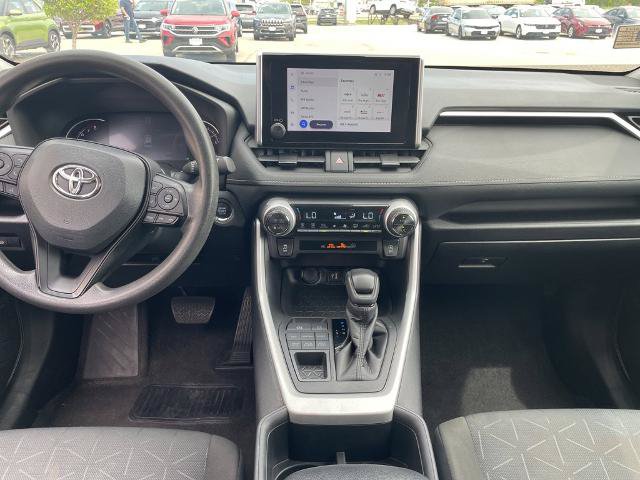 Used 2024 Toyota RAV4 XLE AWD/4WD image 11