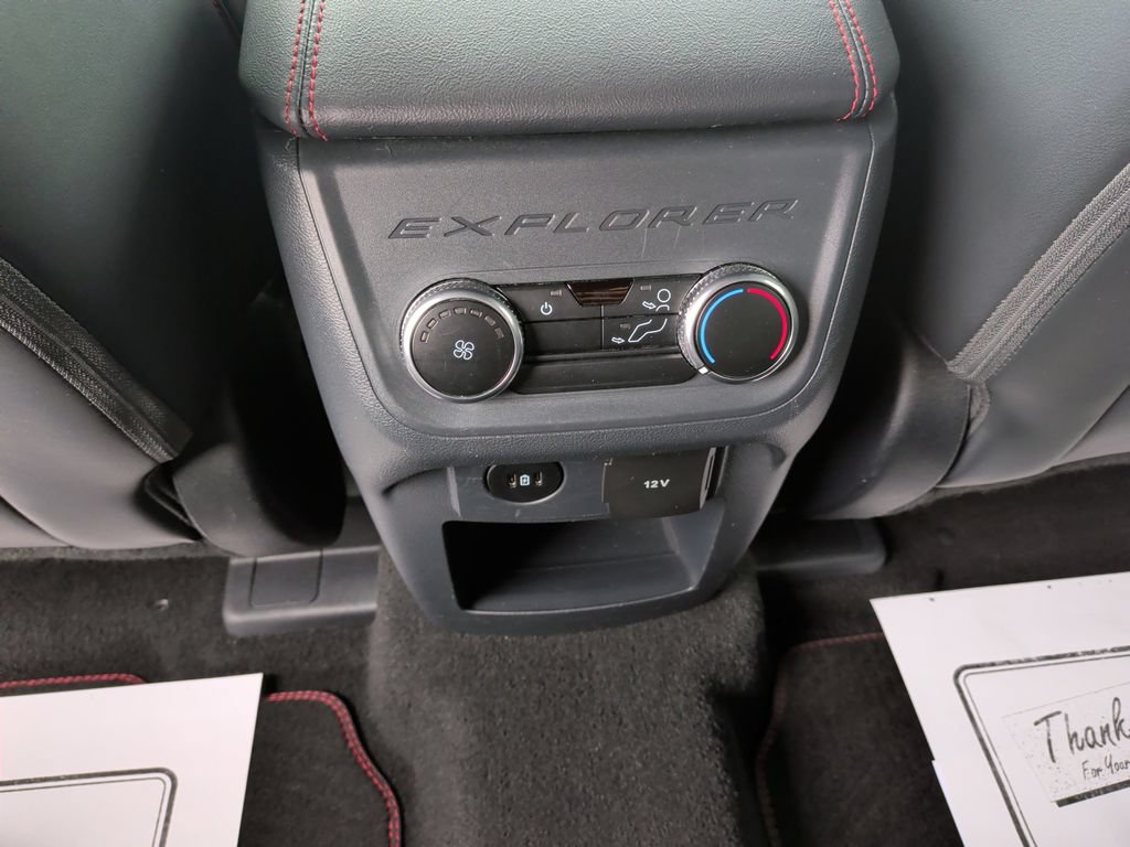 Certified 2025 Ford Explorer ST-Line w/ ST-Line Street Pack AWD/4WD image 19