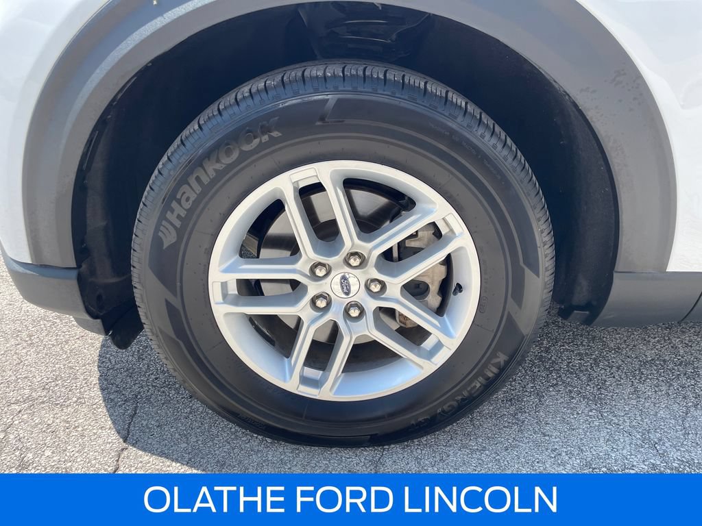 Certified 2025 Ford Explorer Active AWD/4WD image 28