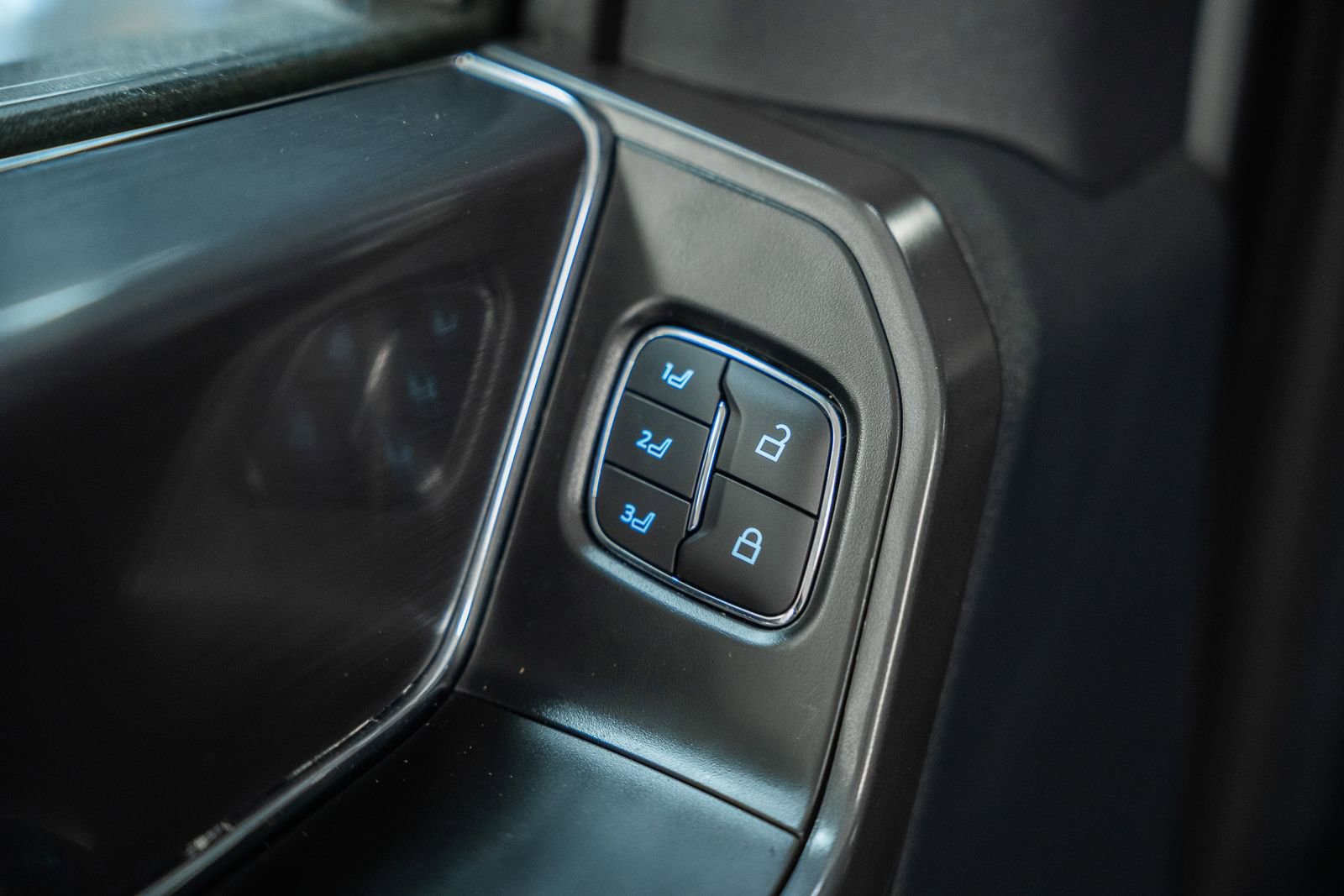 Certified 2024 Ford F150 Lariat image 47