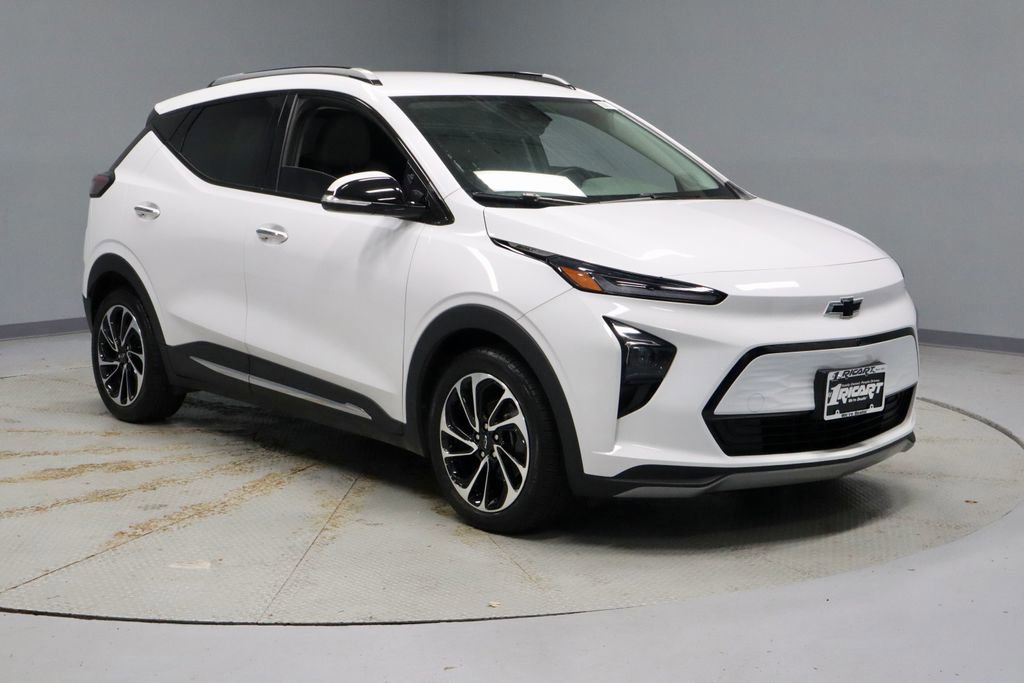 Used 2023 Chevrolet Bolt EUV Premier image 7