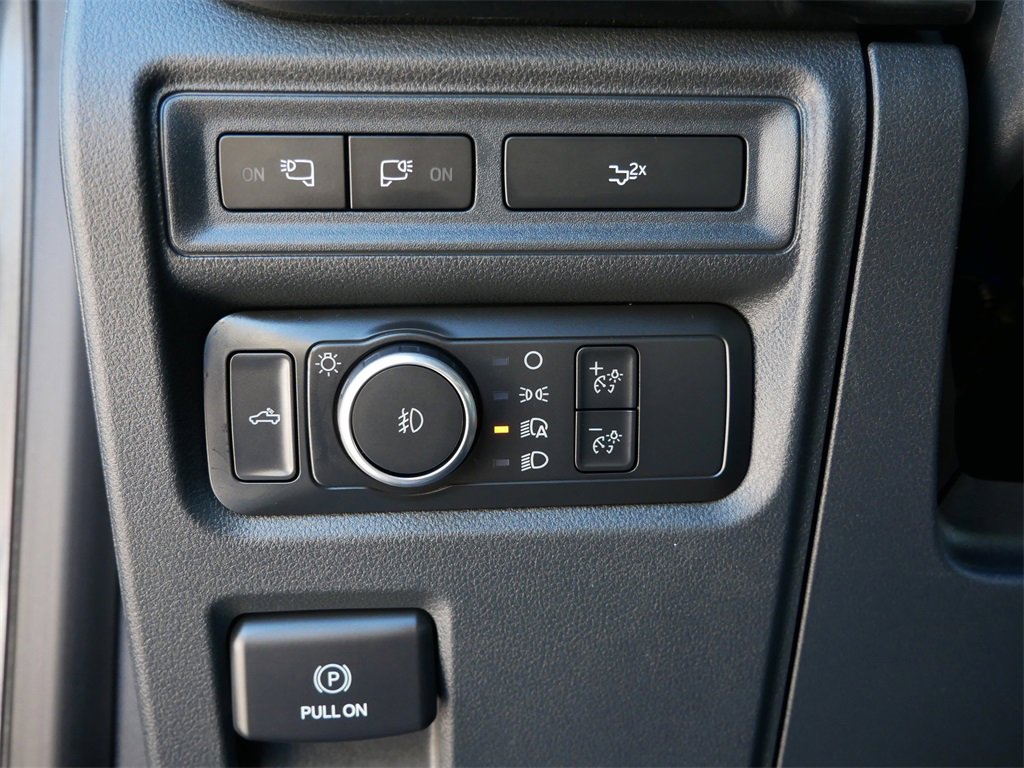 Certified 2022 Ford F150 XLT w/ Equipment Group 302A High image 18