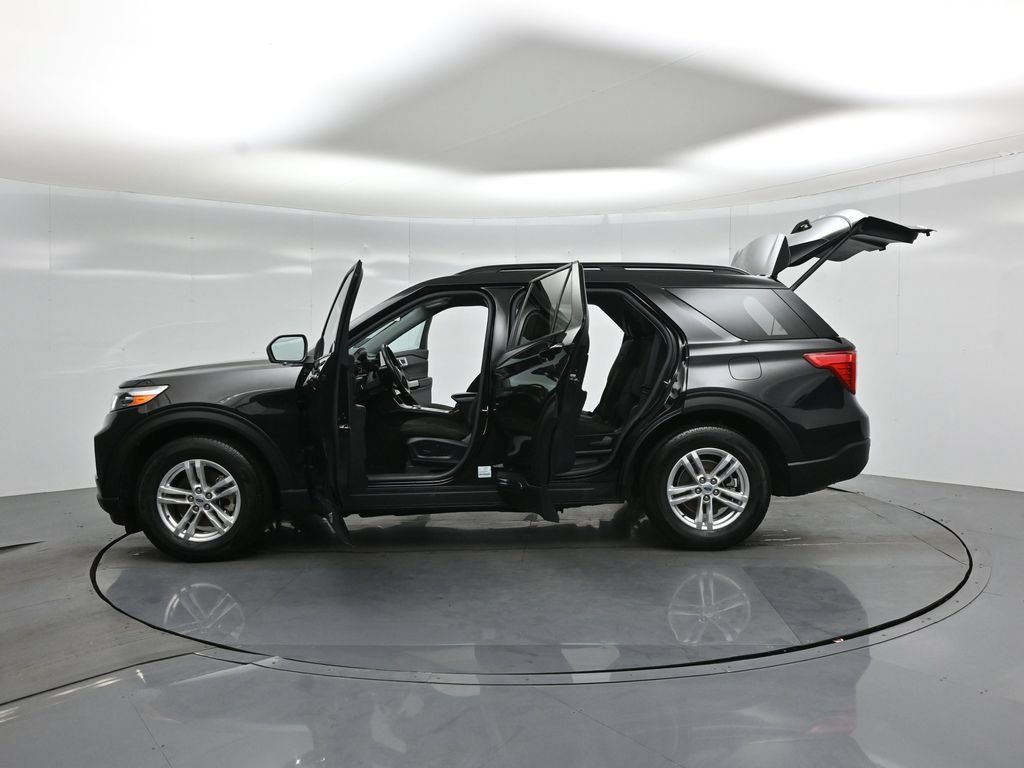 Certified 2023 Ford Explorer XLT RWD image 33