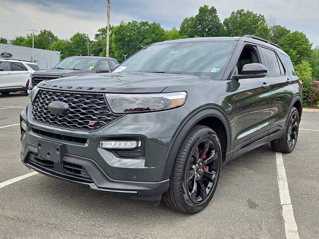 Certified 2024 Ford Explorer ST w/ Equipment Group 401A AWD/4WD image 4