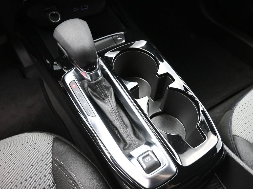 Used 2025 Chevrolet Trax LT image 29