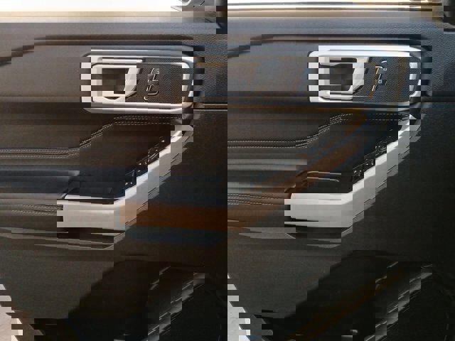 Certified 2022 Ford Explorer XLT image 19