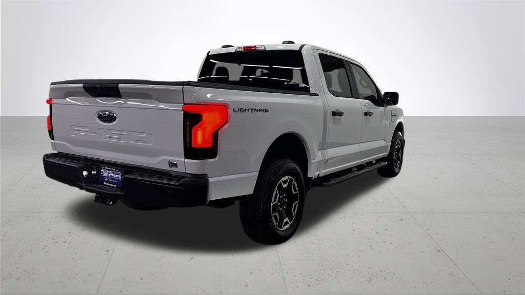 Certified 2022 Ford F150 Lightning Pro AWD/4WD image 9
