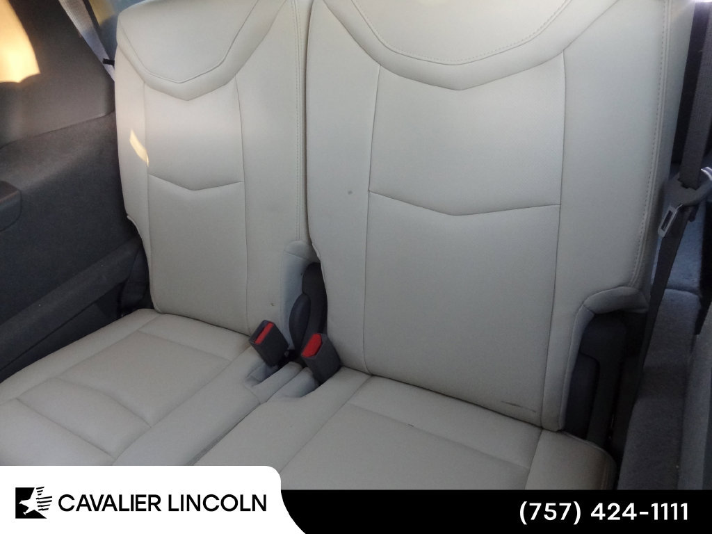 Used 2023 Cadillac XT6 Premium Luxury FWD image 20