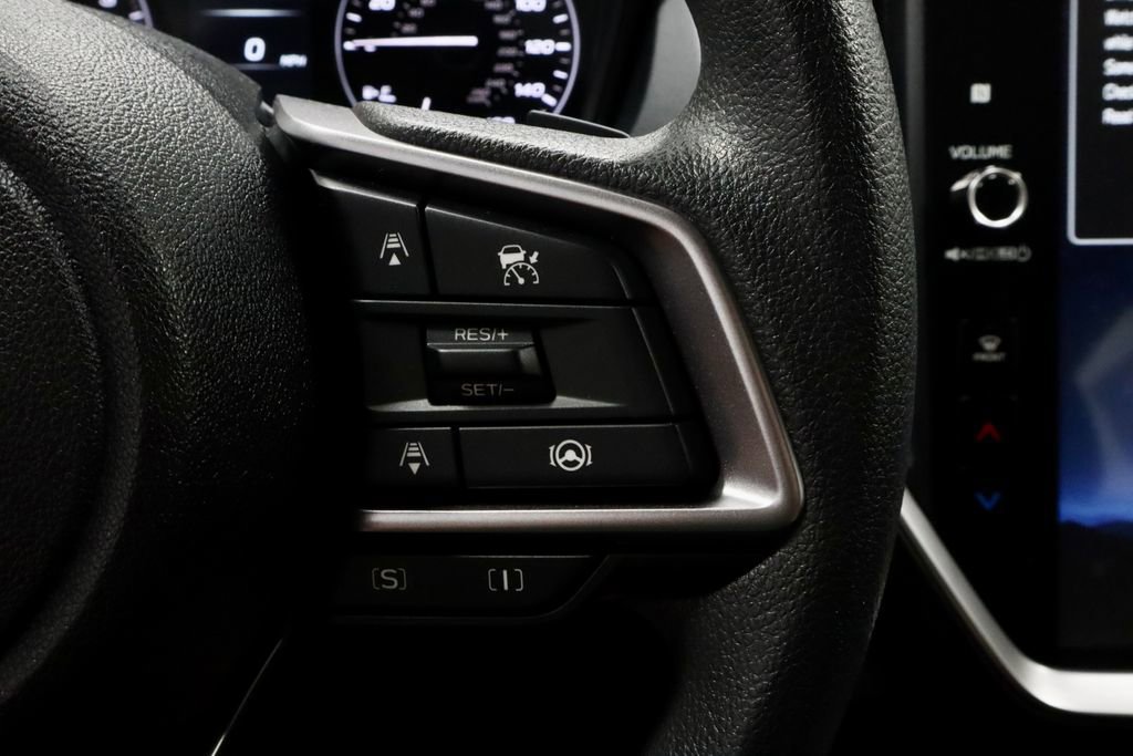 Used 2025 Subaru Impreza 2.0i Sport image 27