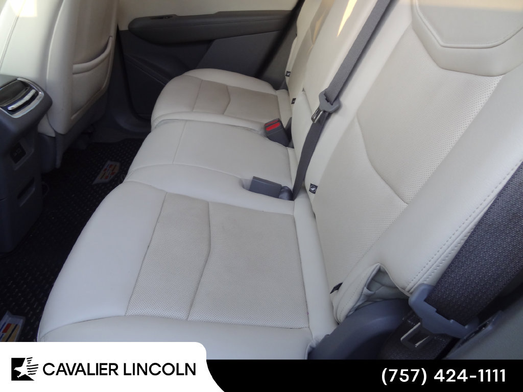 Used 2023 Cadillac XT6 Premium Luxury FWD image 17