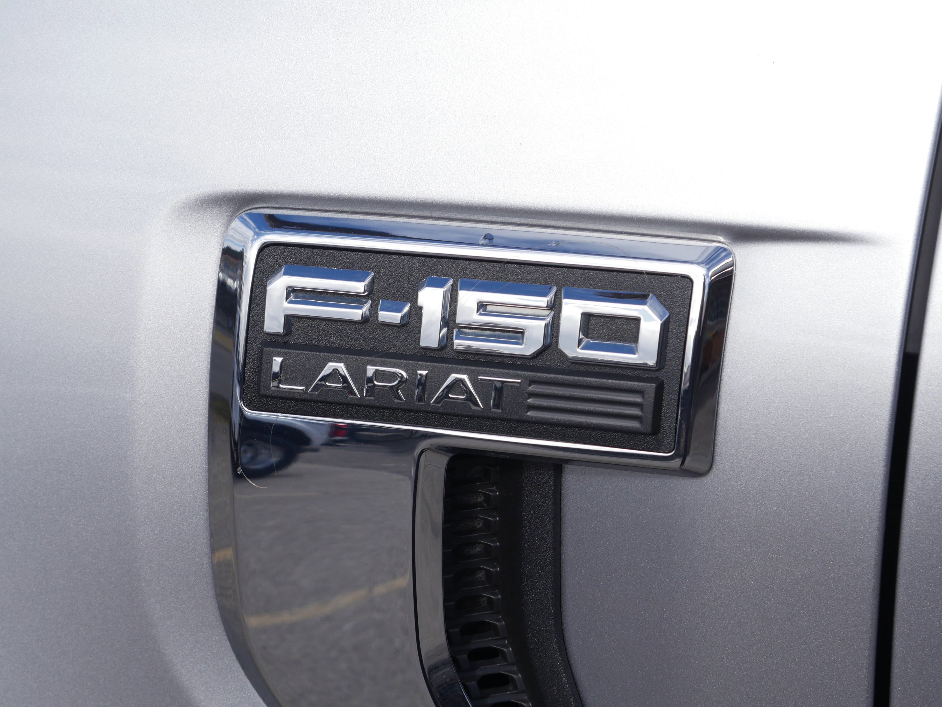 Certified 2021 Ford F150 Lariat w/ Equipment Group 502A High image 24