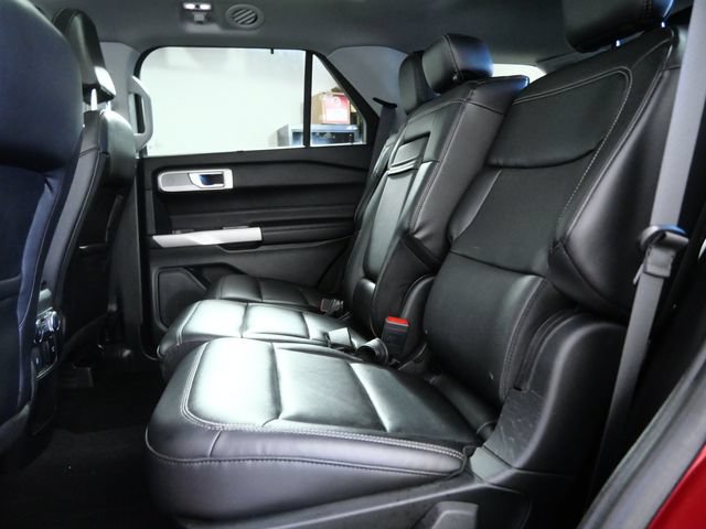Certified 2021 Ford Explorer Limited AWD/4WD image 12