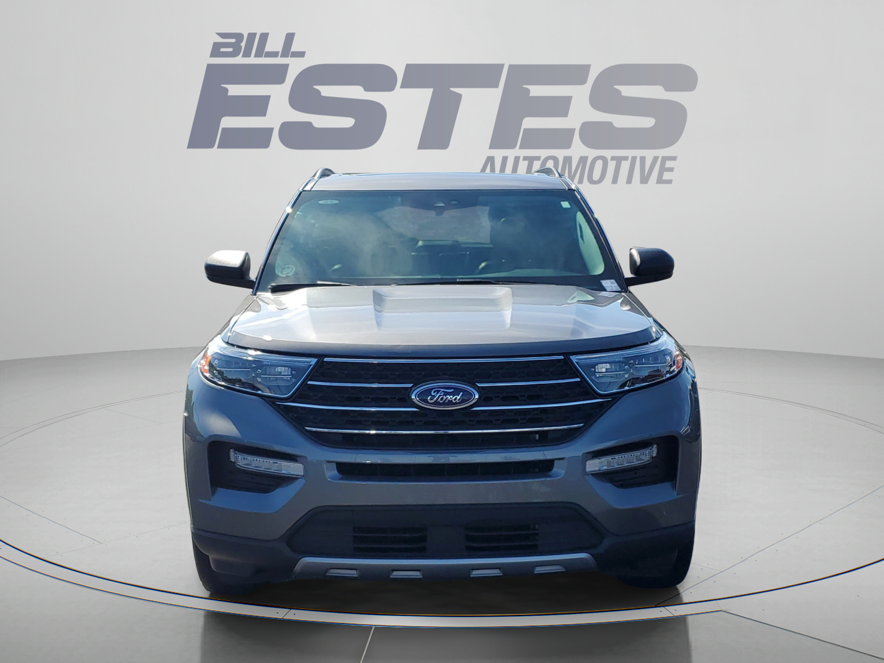 Certified 2023 Ford Explorer XLT w/ Equipment Group 202A AWD/4WD image 6