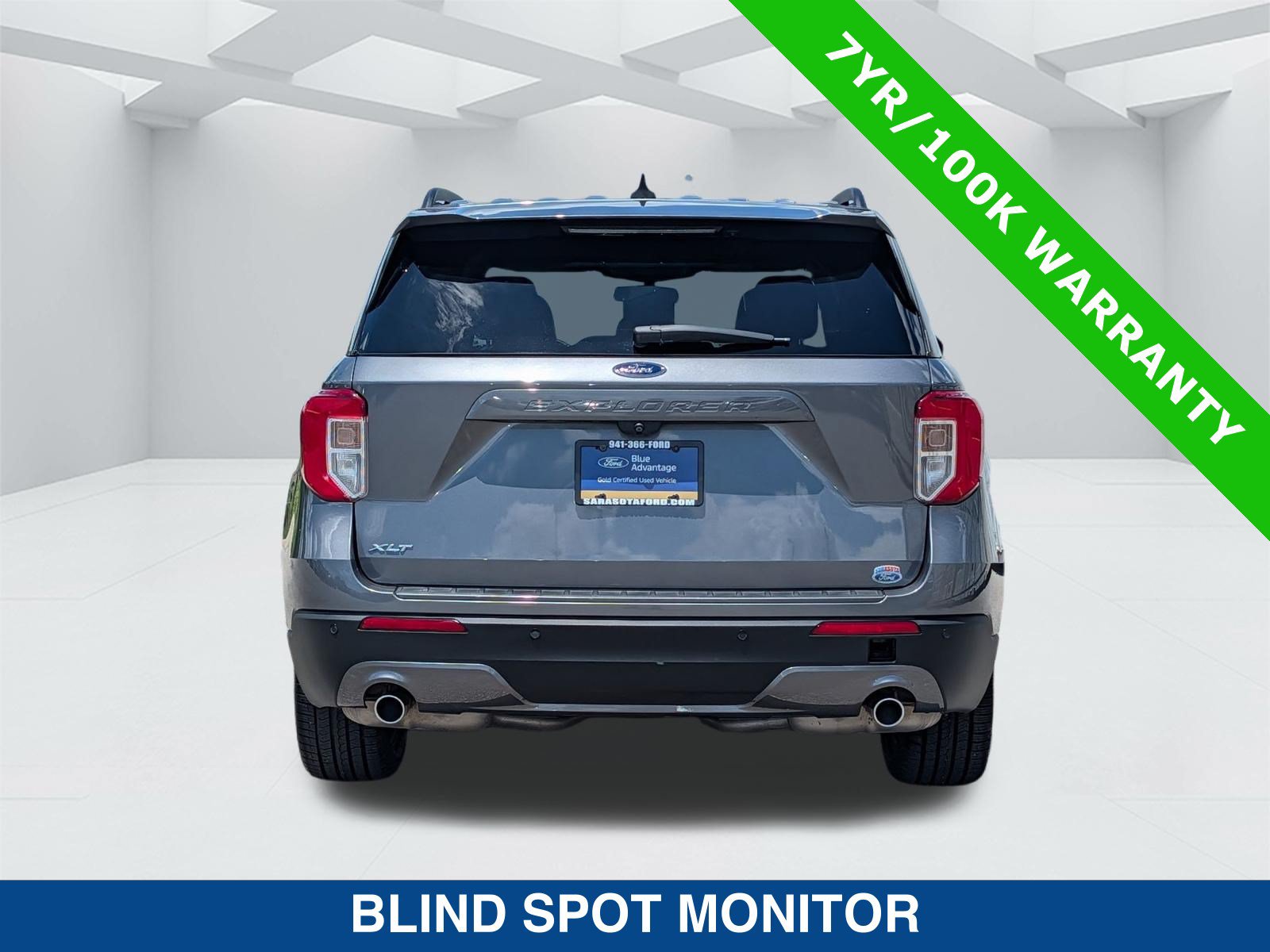 Certified 2022 Ford Explorer XLT w/ Equipment Group 202A RWD image 6